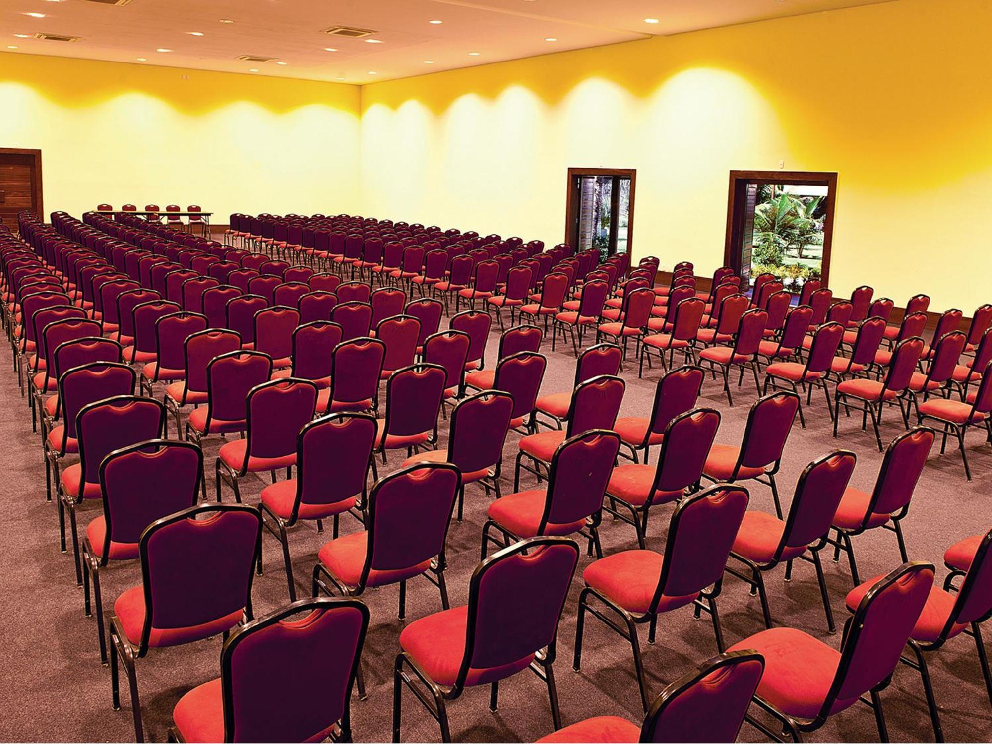 Dom Pedro Laguna Beach Resort & Golf By Wam Experience Aquiraz Dış mekan fotoğraf The auditorium